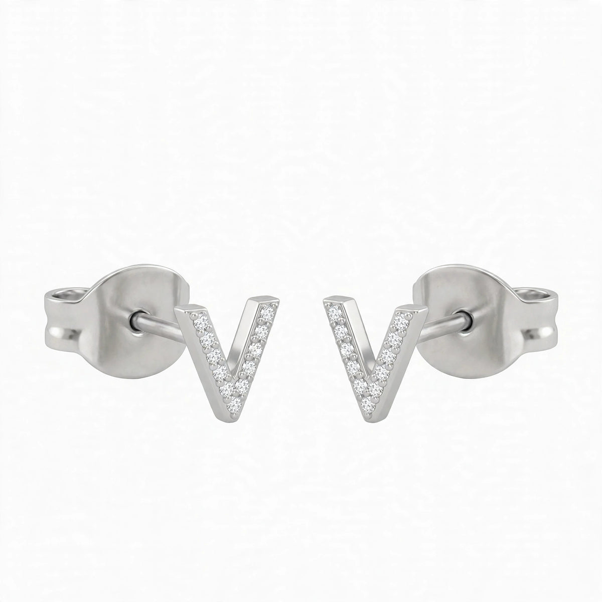أقراط صغيرة على شكل حروف, مقاس 3 مم Petite stud earrings shaped letters size 3mm