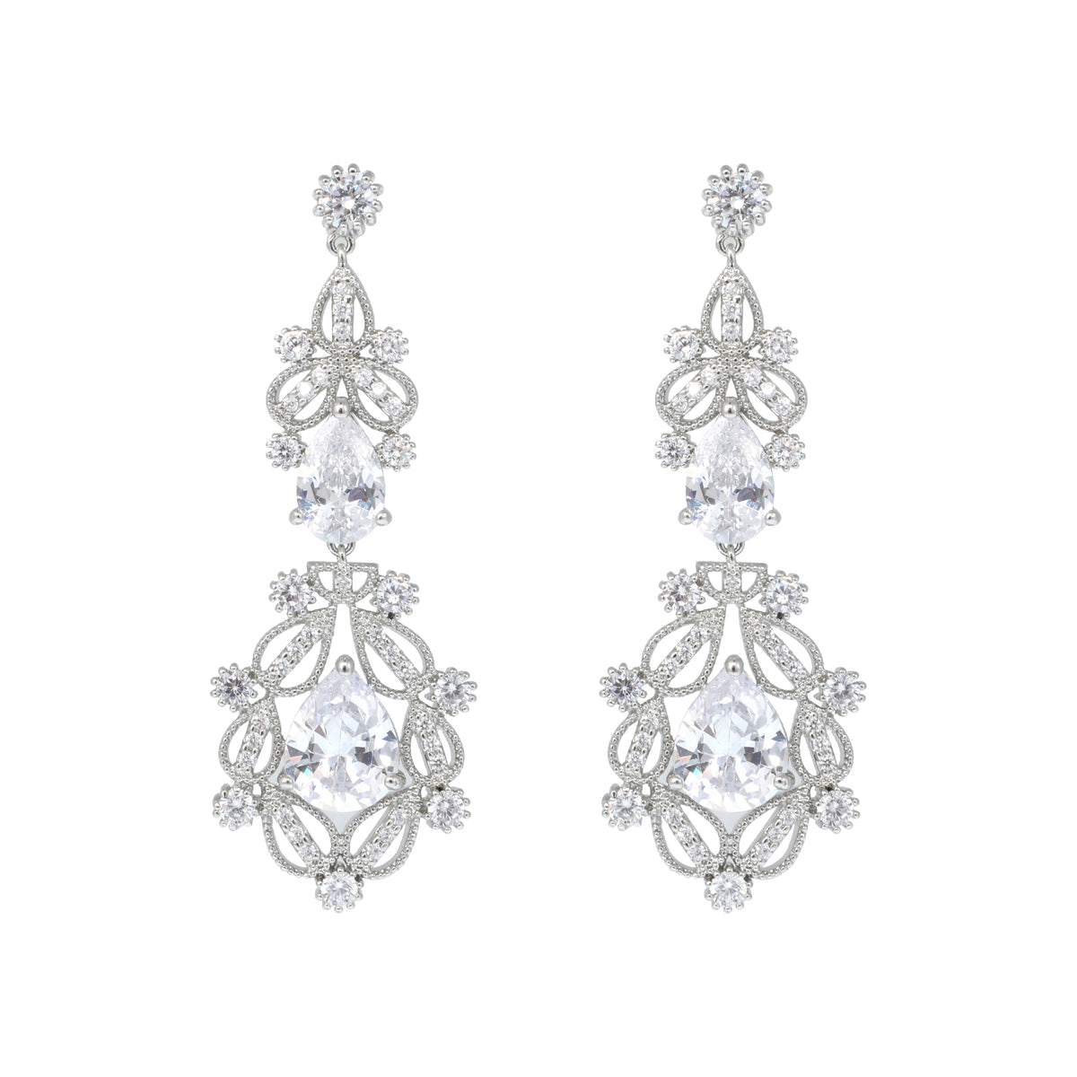 أقراط متدلية على شكل كمثرى بتصميم عتيق المزخرف Vintage-style pear-shaped drop earrings with ornate detailing.