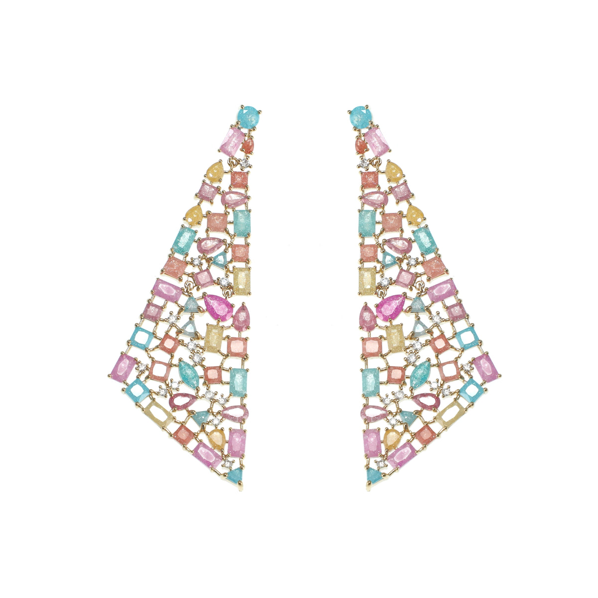 حلق مجوهرات فاخر كبير باحجار الزركون الكيوبك الابيض والملونة Large, luxurious earrings featuring white and colored cubic zircon stones.