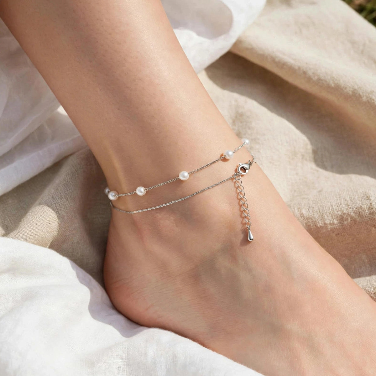 خلخال مزدوج الطبقات مزين بحبات اللؤلؤ Double-Layer Pearl Station Anklet